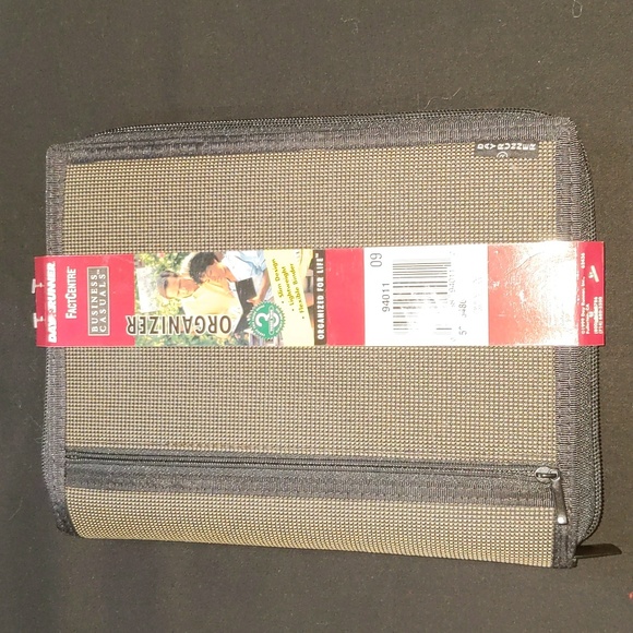 Day Runner Other - Day Runner Fact Centre Business Casuals Slim Design Personal Organizer New